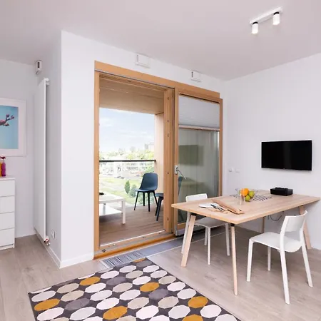 Hotel apartamentowy Kolejowa