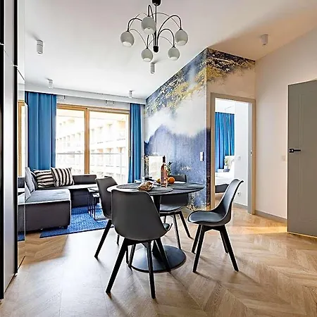 Apartahotel Kolejowa 4*