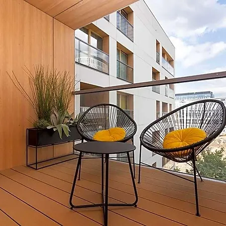 Kolejowa 4* Warszawa