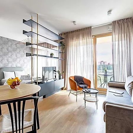 Kolejowa 4* Варшава