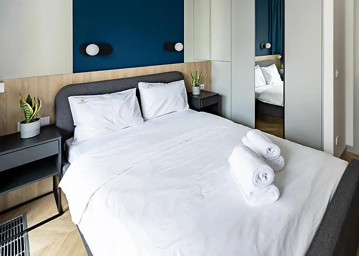 Kolejowa Aparthotel 4*