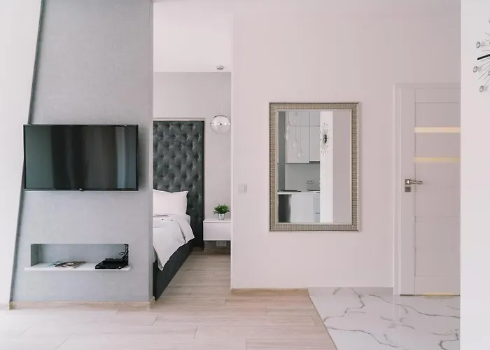 Kolejowa Aparthotel 4*