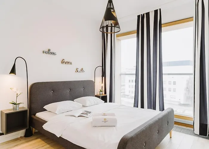 Kolejowa Aparthotel 4*