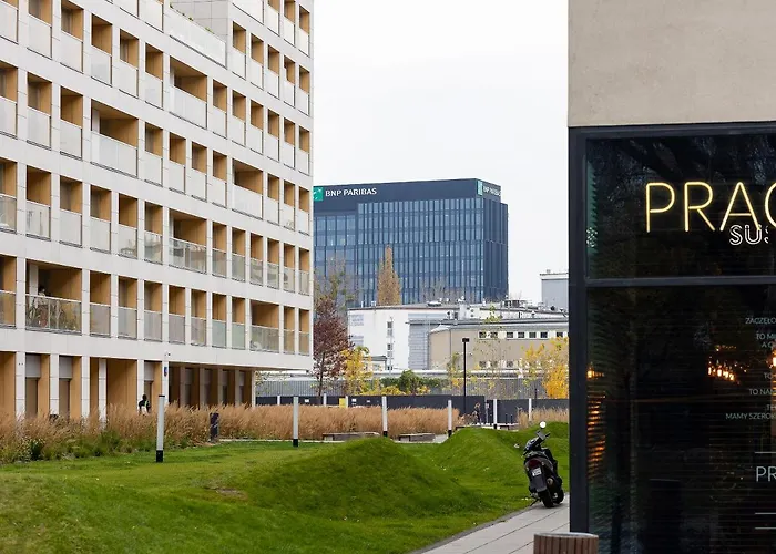 Kolejowa 4* Βαρσοβία