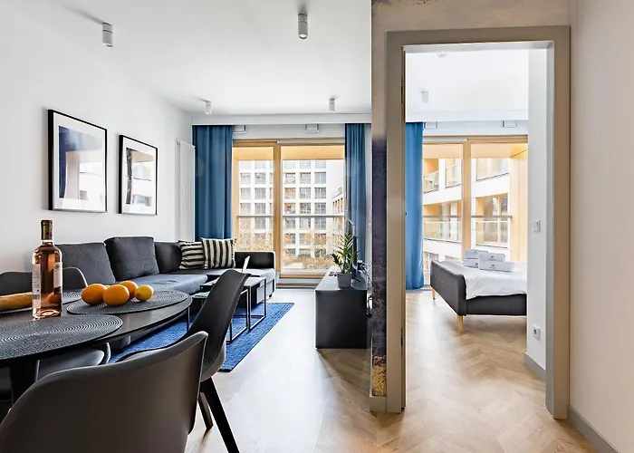 Kolejowa 4* Βαρσοβία